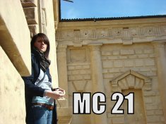 nika perne mc21